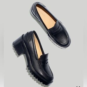 Madewell Black Leander Lugsole Loafer 7
Excellent condition.